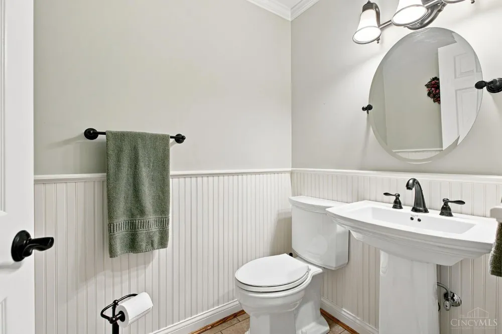 2435 St Rt 28 Goshen, OH 45122