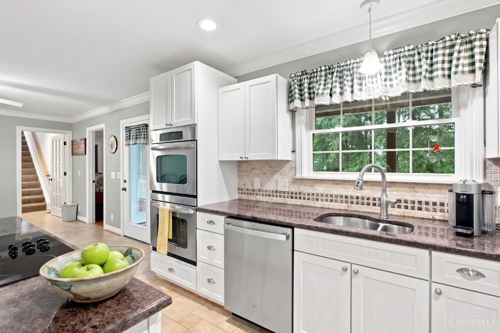 2435 St Rt 28 Goshen, OH 45122