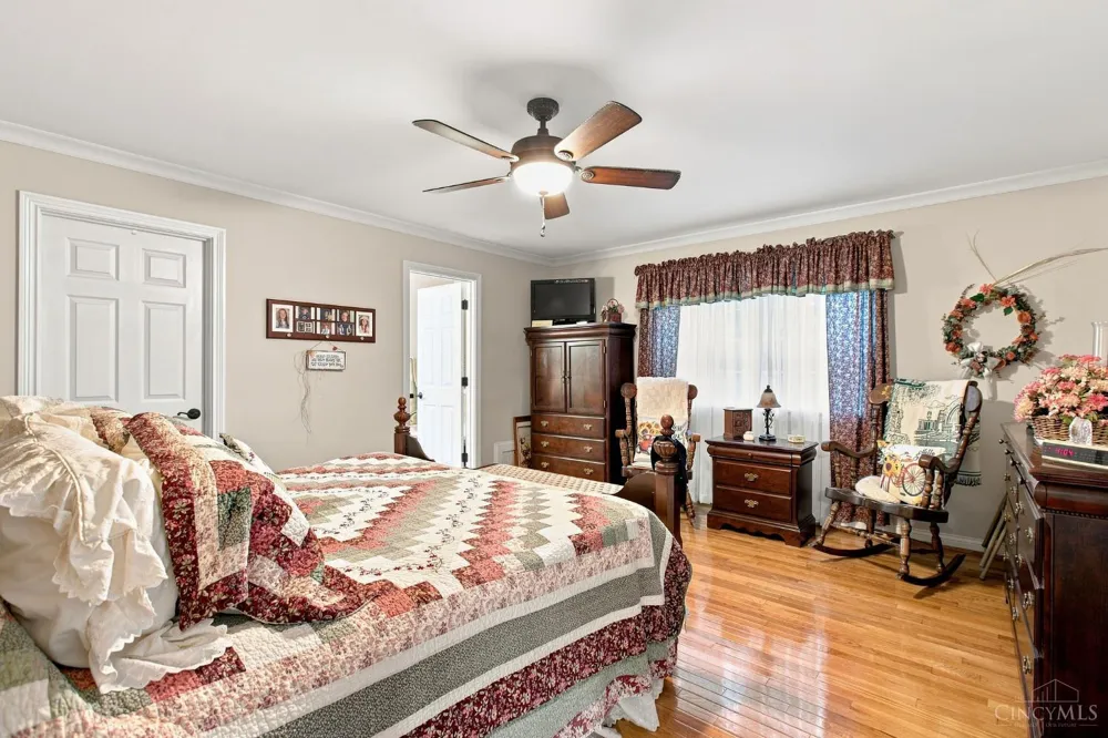 2435 St Rt 28 Goshen, OH 45122
