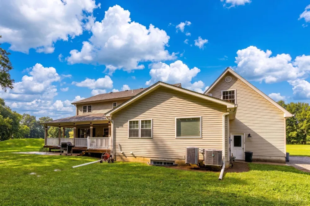 2435 St Rt 28 Goshen, OH 45122