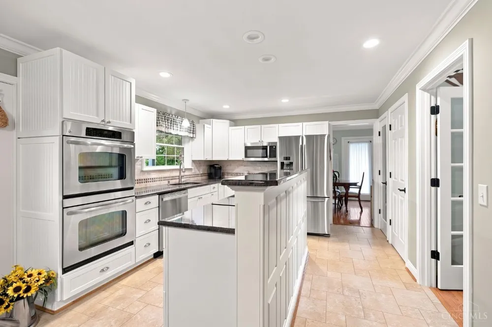 2435 St Rt 28 Goshen, OH 45122