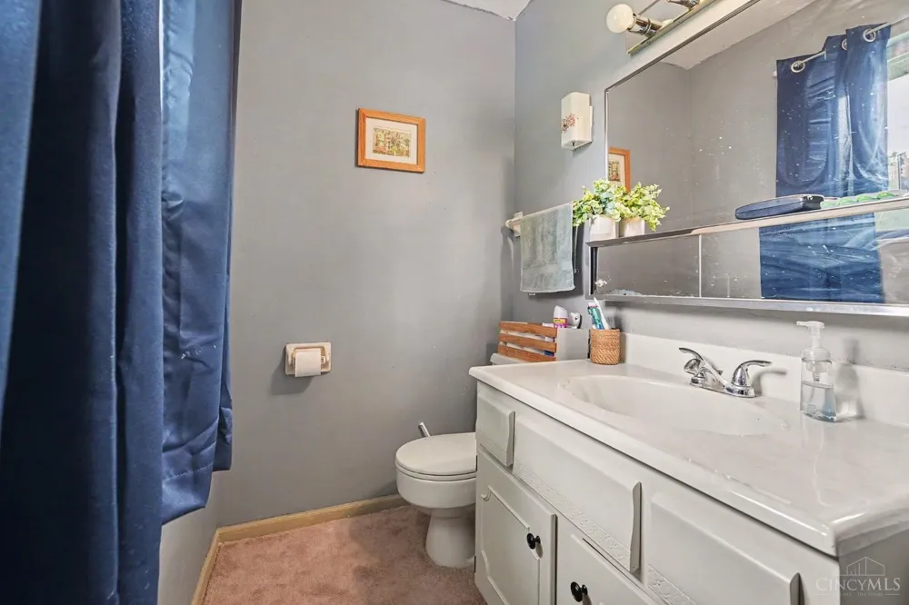 114 Meadow Lane Hillsboro, OH 45133