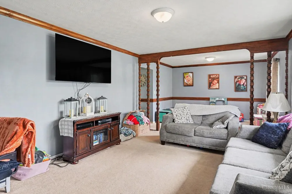 114 Meadow Lane Hillsboro, OH 45133