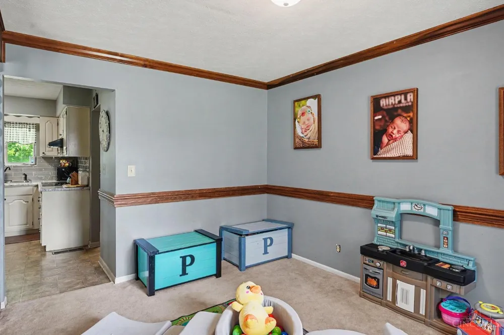 114 Meadow Lane Hillsboro, OH 45133