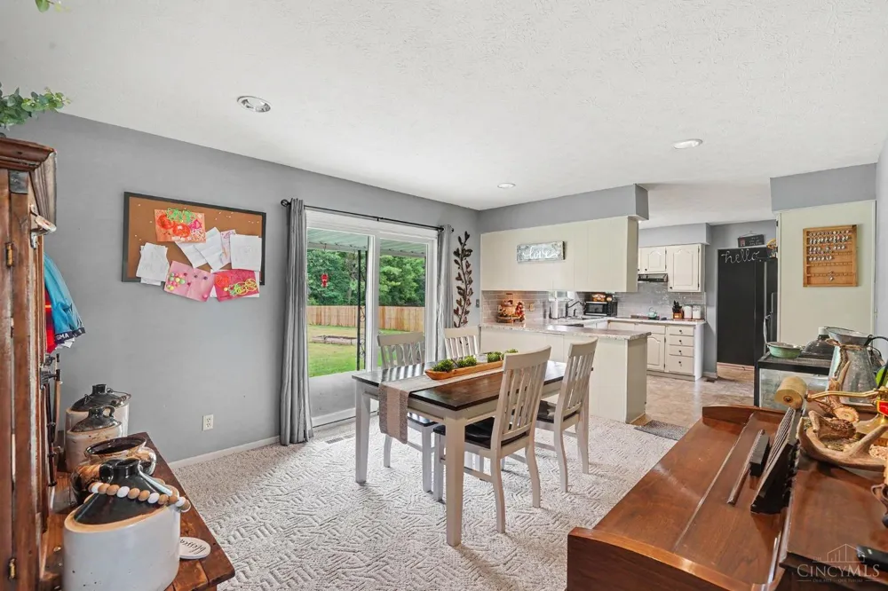 114 Meadow Lane Hillsboro, OH 45133