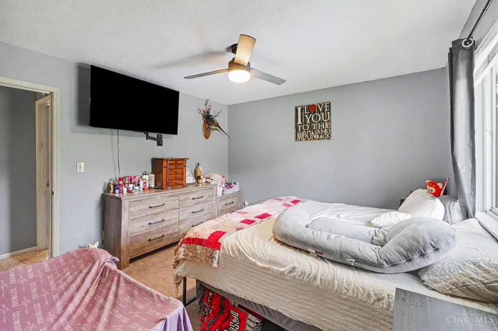 114 Meadow Lane Hillsboro, OH 45133