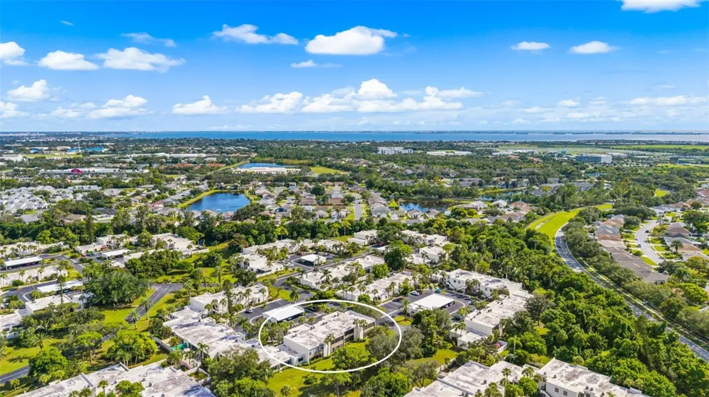 519 LAKESIDE DRIVE #519 Bradenton, FL 34210