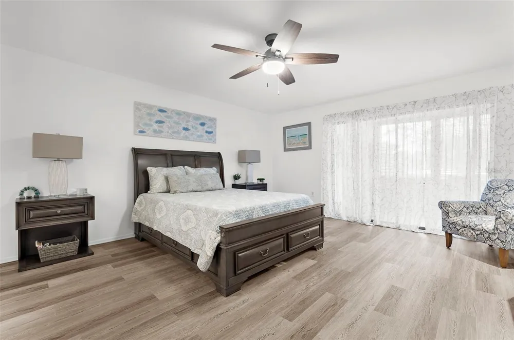 519 LAKESIDE DRIVE #519 Bradenton, FL 34210