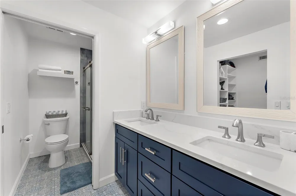519 LAKESIDE DRIVE #519 Bradenton, FL 34210