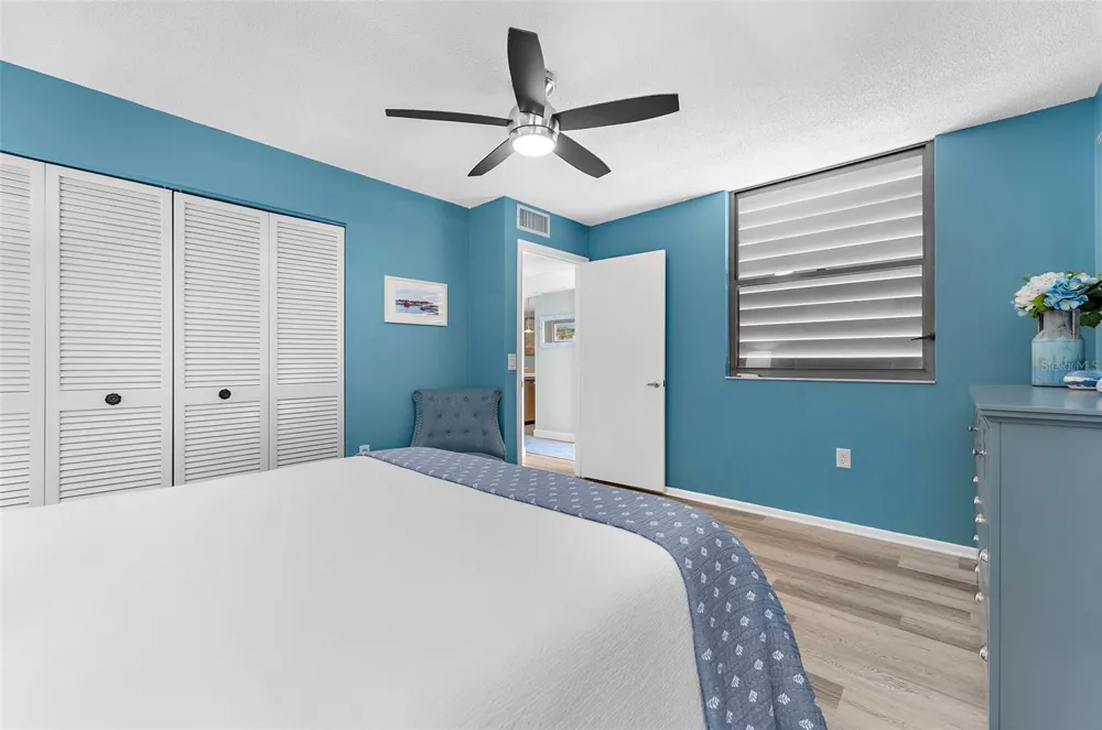 519 LAKESIDE DRIVE #519 Bradenton, FL 34210