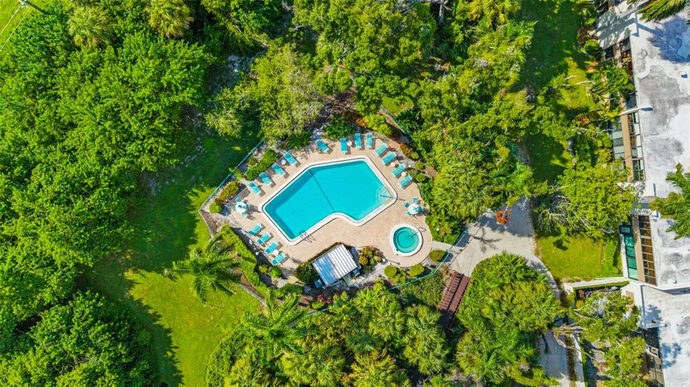 519 LAKESIDE DRIVE #519 Bradenton, FL 34210