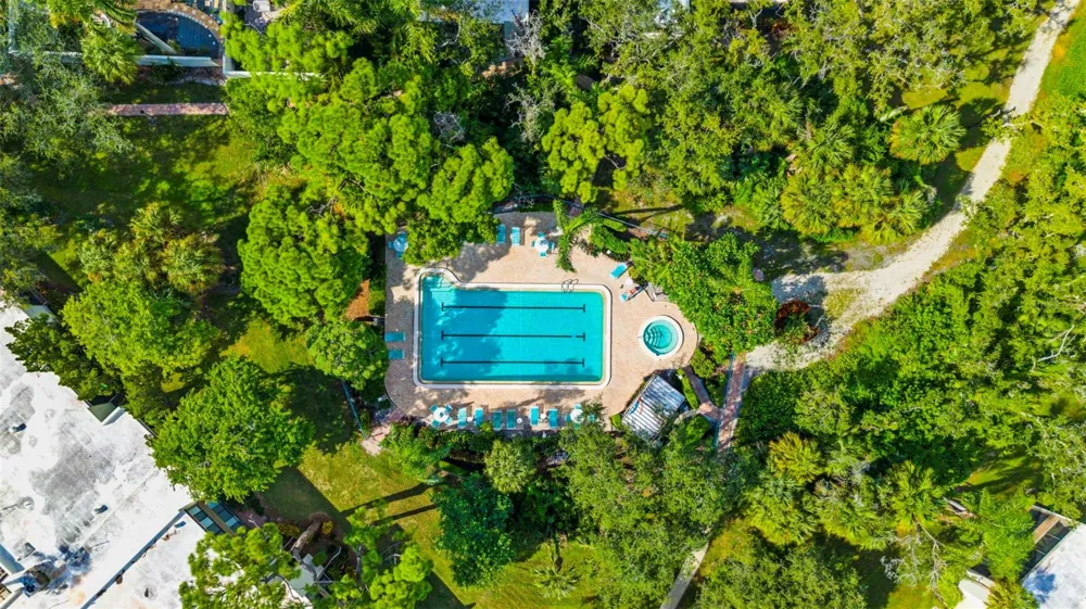 519 LAKESIDE DRIVE #519 Bradenton, FL 34210