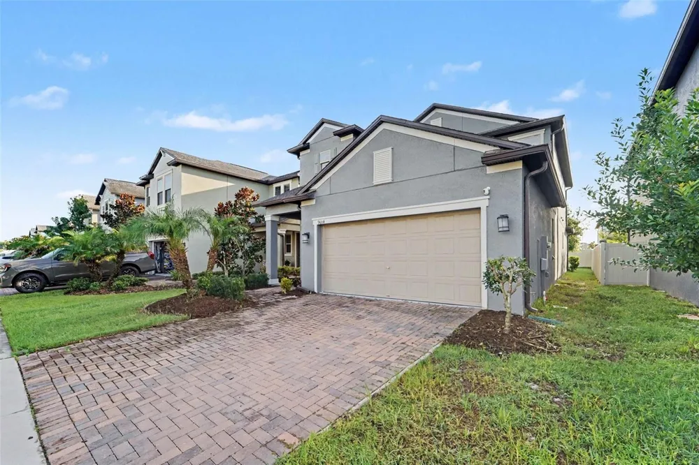 9604 LITTLE BLUESTEM DRIVE Land O Lakes, FL 34637