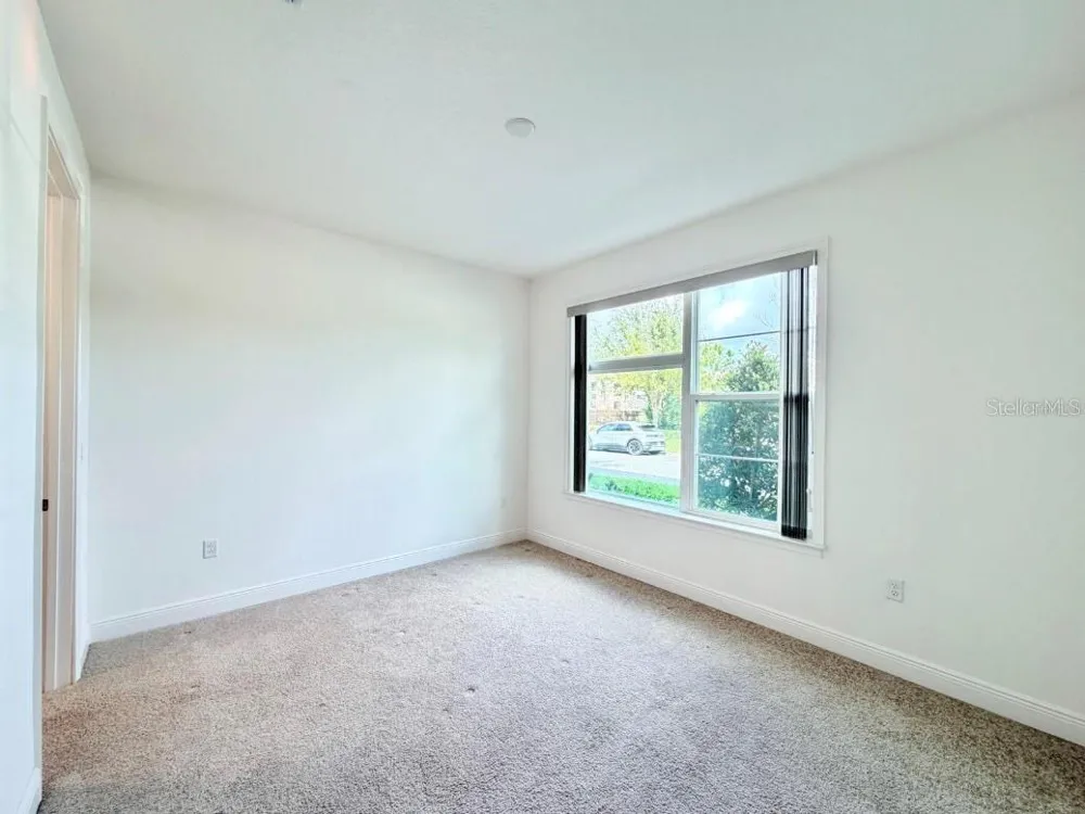 9886 BUCKLOW HILL DRIVE Orlando, FL 32832