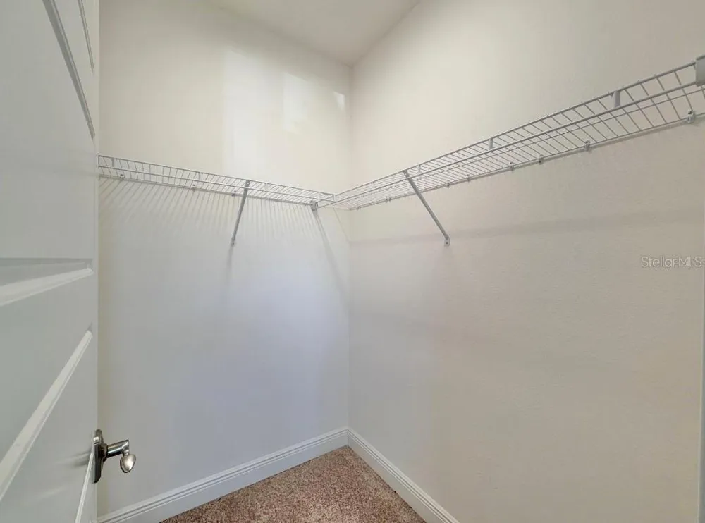 9886 BUCKLOW HILL DRIVE Orlando, FL 32832
