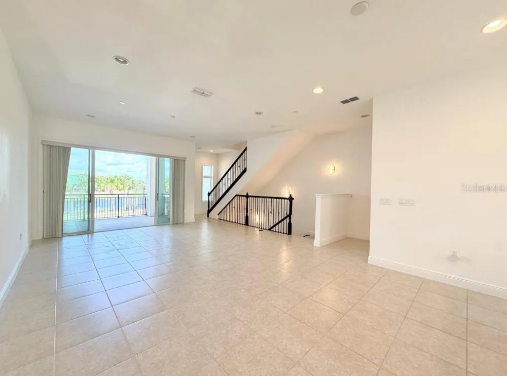 9886 BUCKLOW HILL DRIVE Orlando, FL 32832