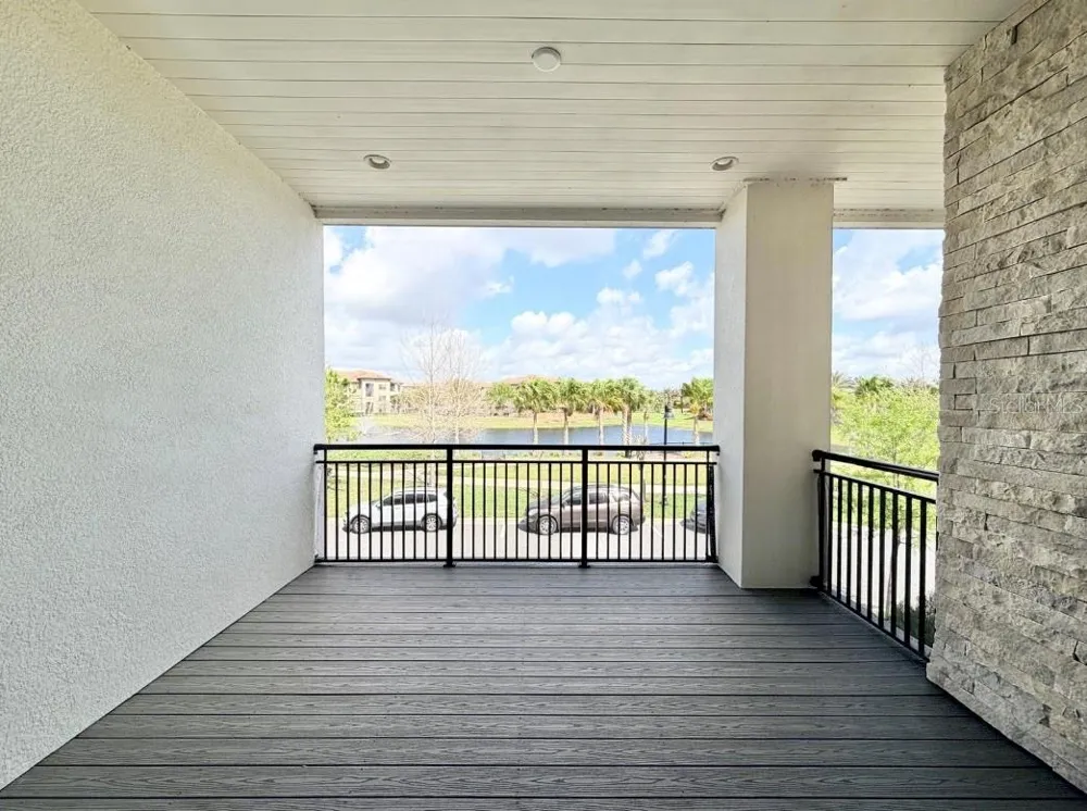 9886 BUCKLOW HILL DRIVE Orlando, FL 32832