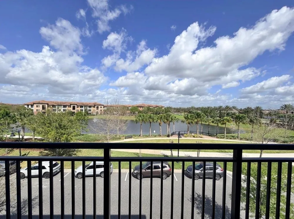 9886 BUCKLOW HILL DRIVE Orlando, FL 32832