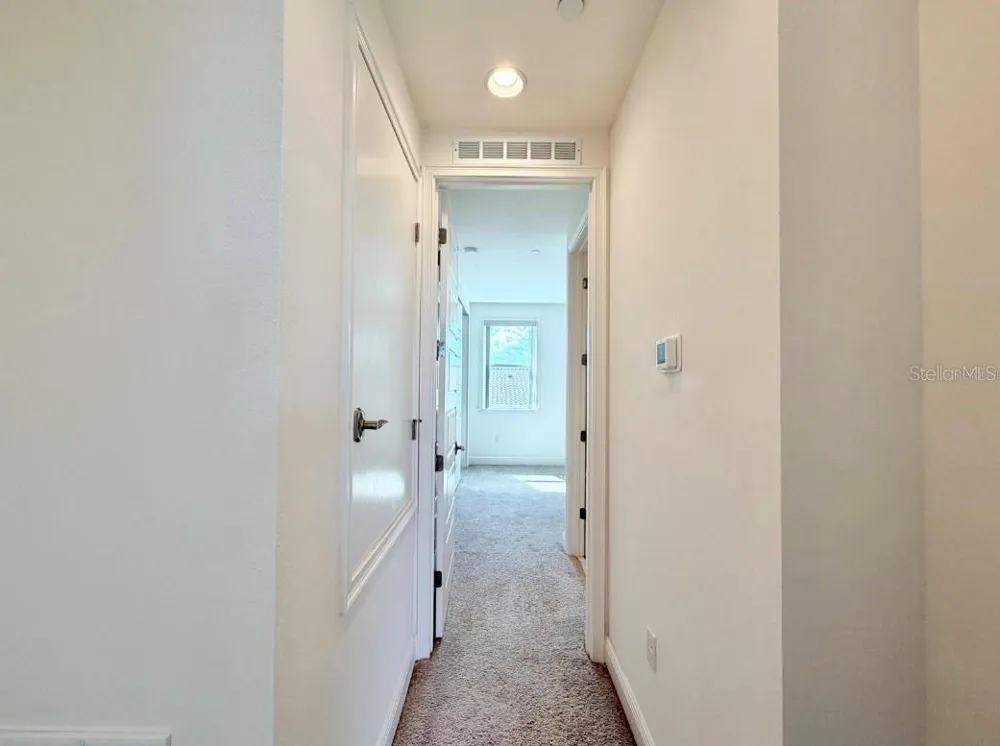 9886 BUCKLOW HILL DRIVE Orlando, FL 32832