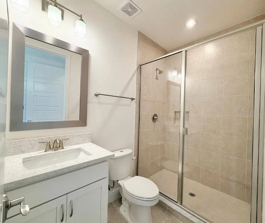 9886 BUCKLOW HILL DRIVE Orlando, FL 32832
