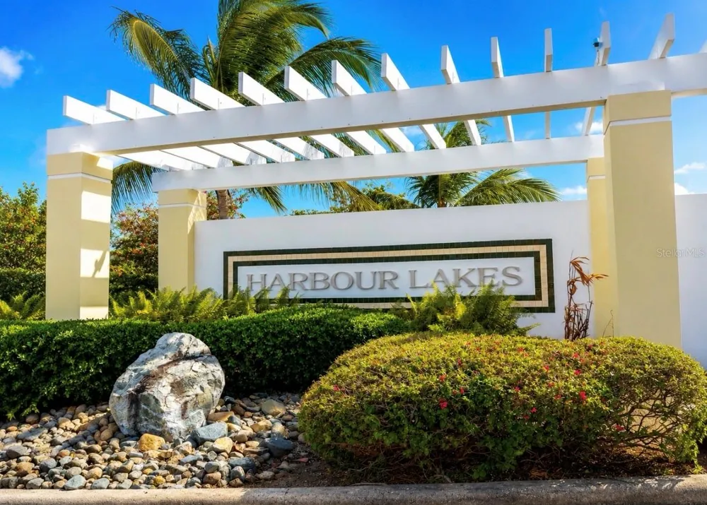 180 PALMAS DRIVE, HARBOUR LAKES #21-D Humacao, PR 00791