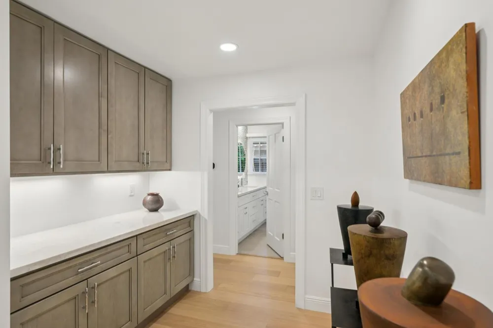 3594 W Spruce Avenue Fresno, CA 93711