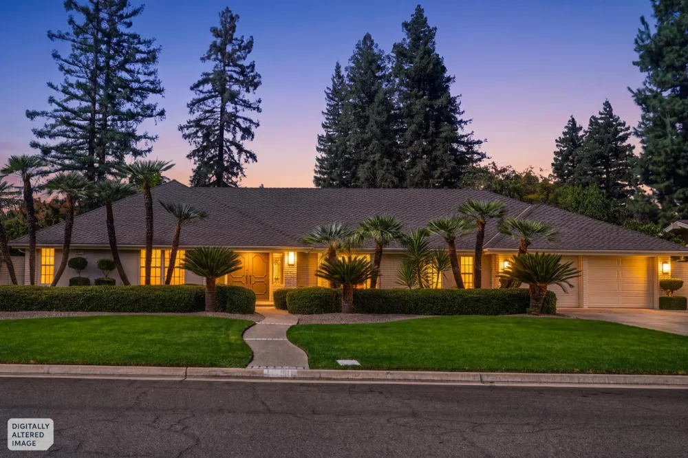 3594 W Spruce Avenue Fresno, CA 93711