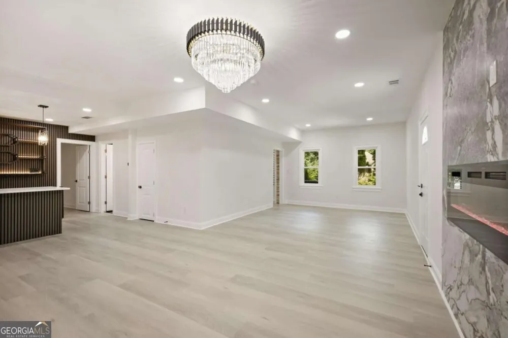 762 Bedford Oaks DR Marietta, GA 30068