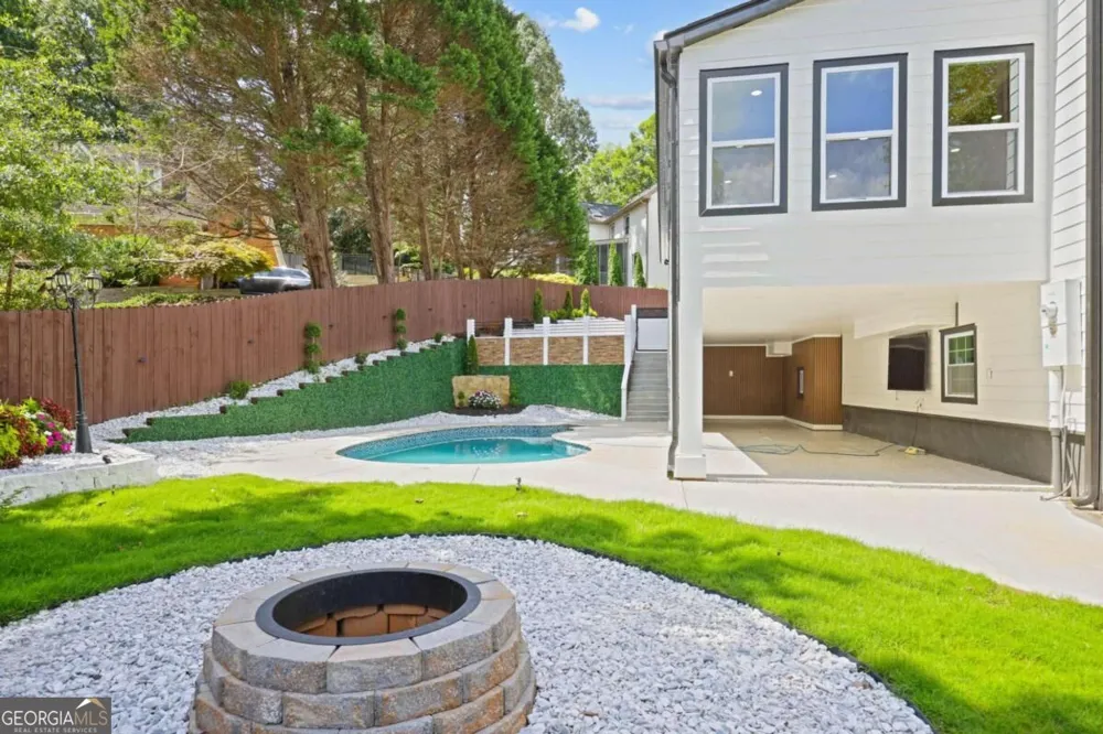 762 Bedford Oaks DR Marietta, GA 30068
