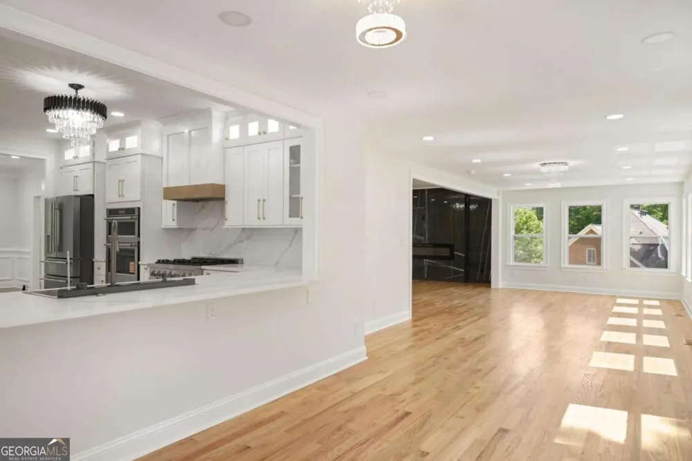 762 Bedford Oaks DR Marietta, GA 30068