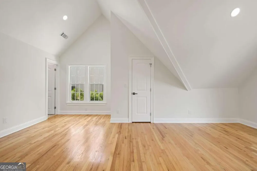762 Bedford Oaks DR Marietta, GA 30068