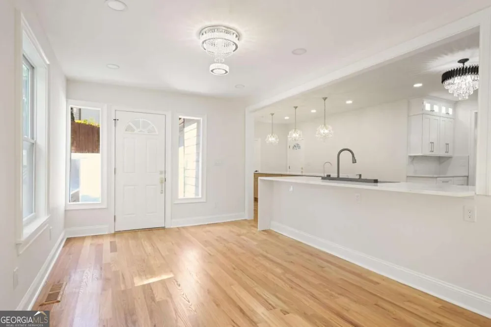 762 Bedford Oaks DR Marietta, GA 30068