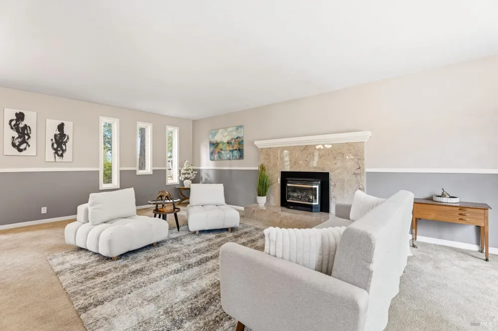 1691 Crane Road Ukiah, CA 95482