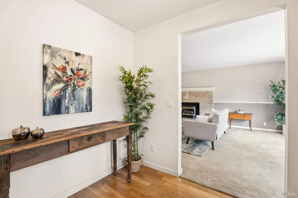 1691 Crane Road Ukiah, CA 95482