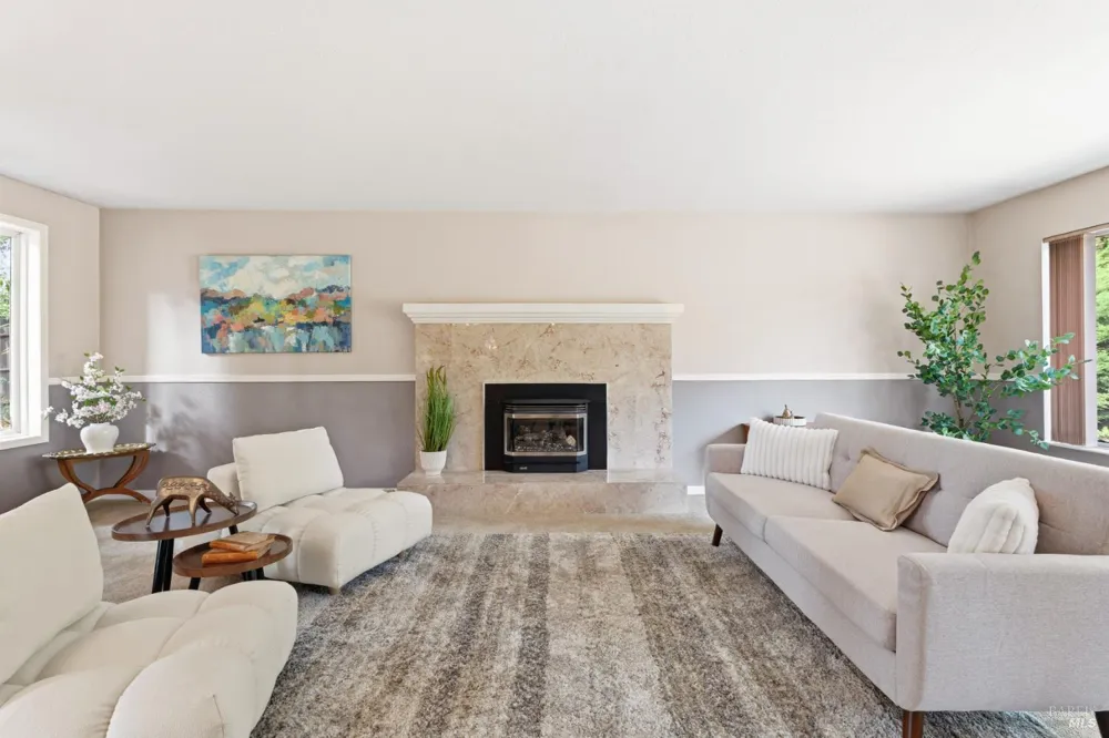 1691 Crane Road Ukiah, CA 95482
