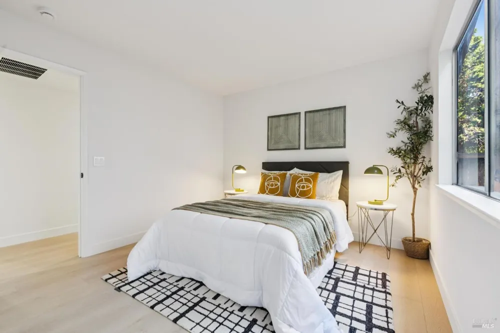8 W Castlewood Drive San Rafael, CA 94901