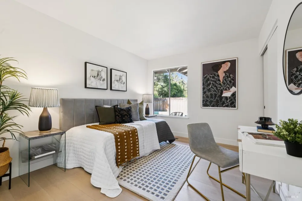 8 W Castlewood Drive San Rafael, CA 94901
