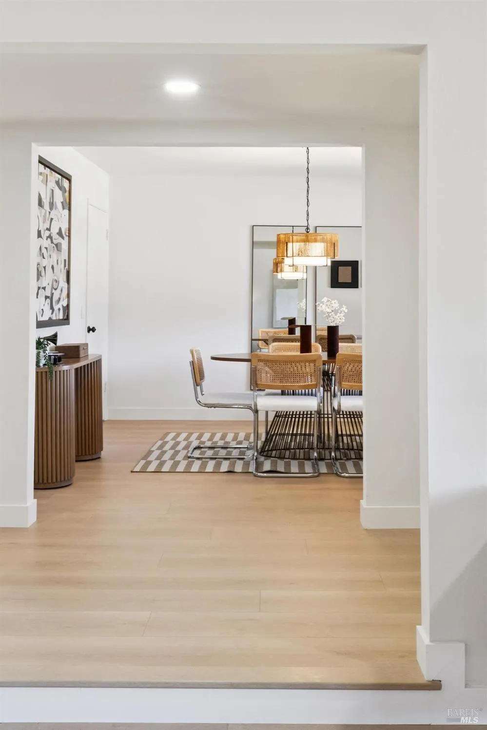 8 W Castlewood Drive San Rafael, CA 94901