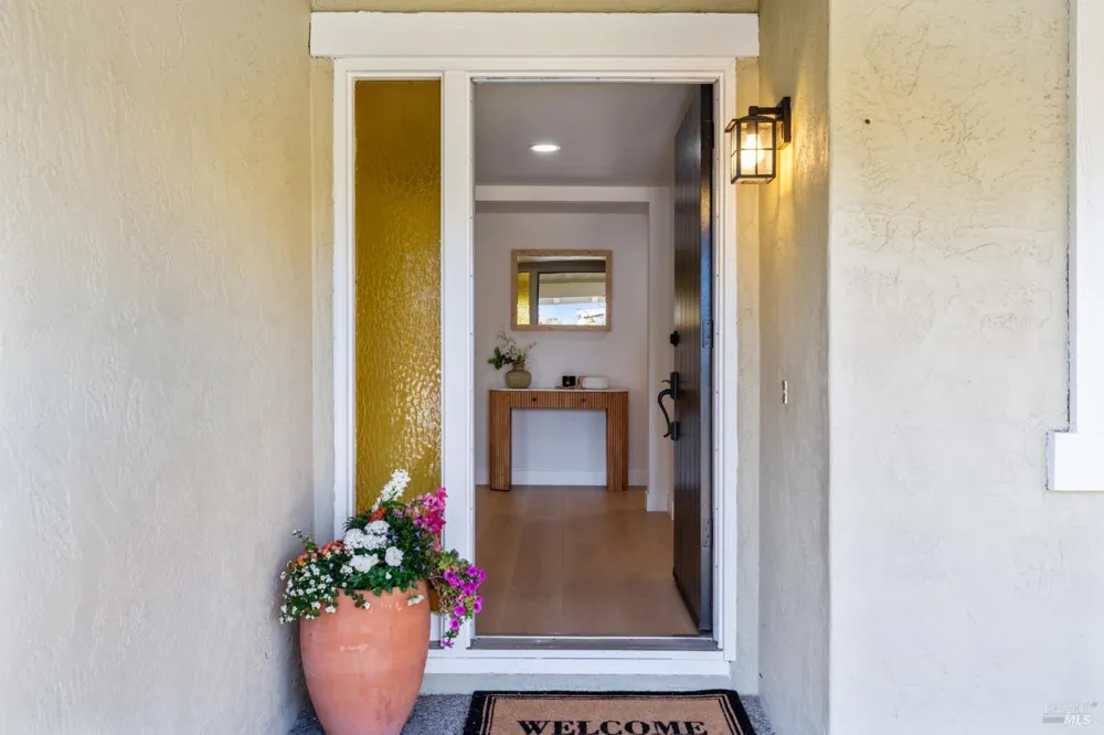 8 W Castlewood Drive San Rafael, CA 94901