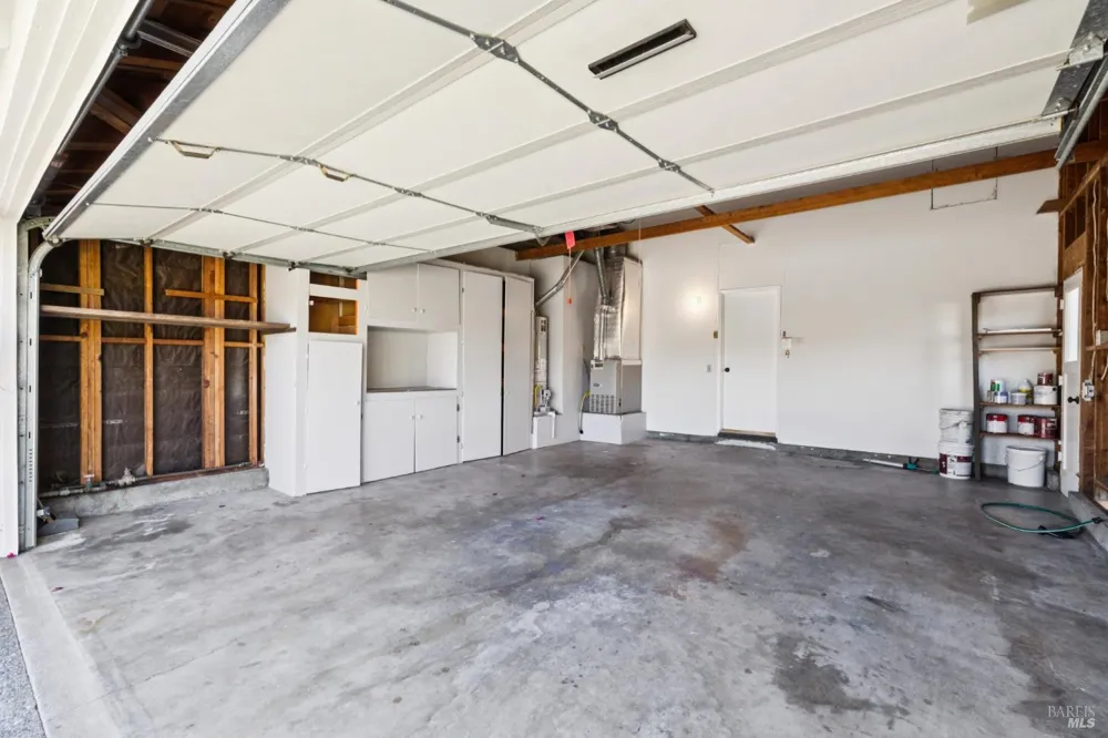 8 W Castlewood Drive San Rafael, CA 94901