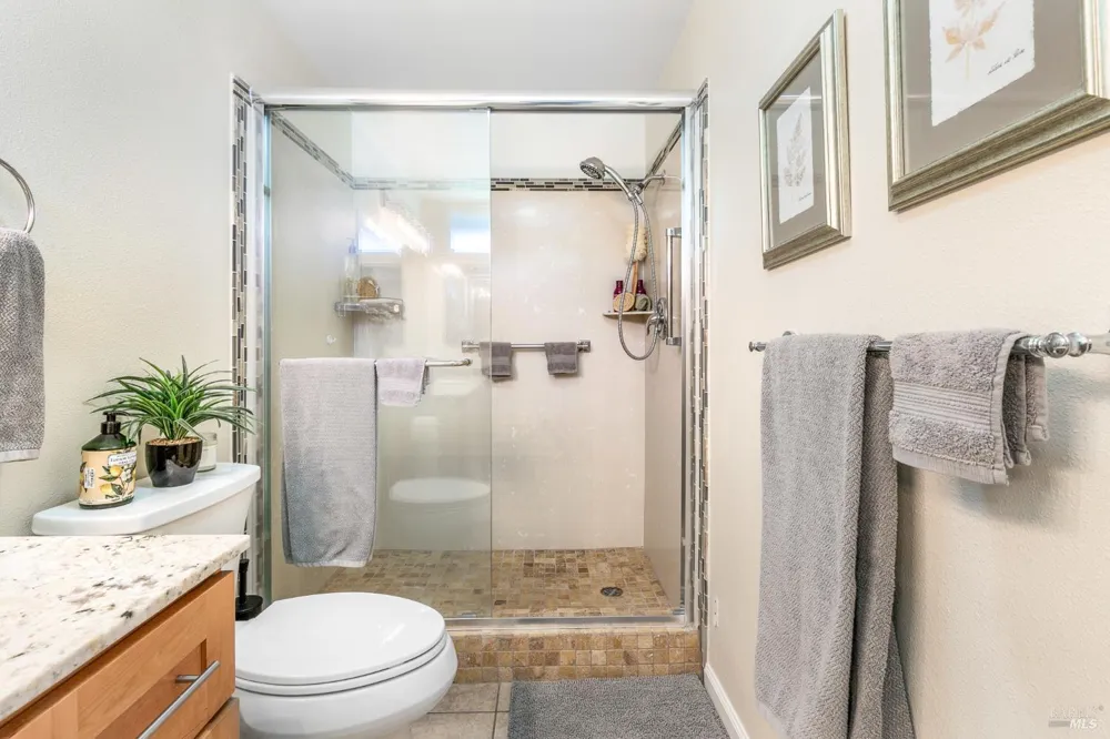 421 Meadowgreen Drive Santa Rosa, CA 95409