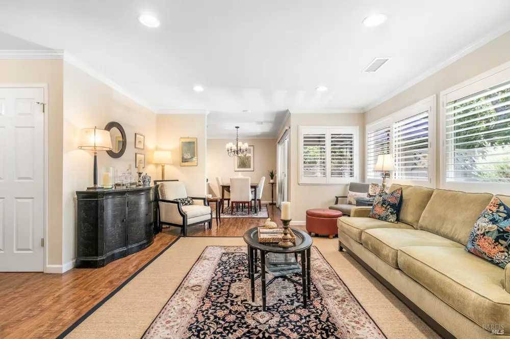 421 Meadowgreen Drive Santa Rosa, CA 95409