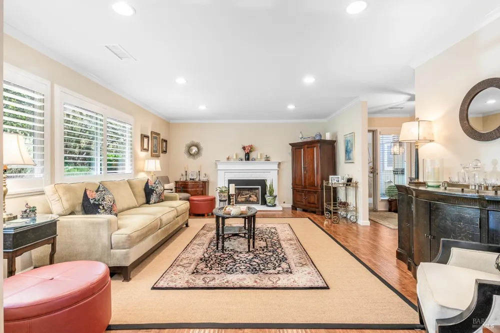 421 Meadowgreen Drive Santa Rosa, CA 95409