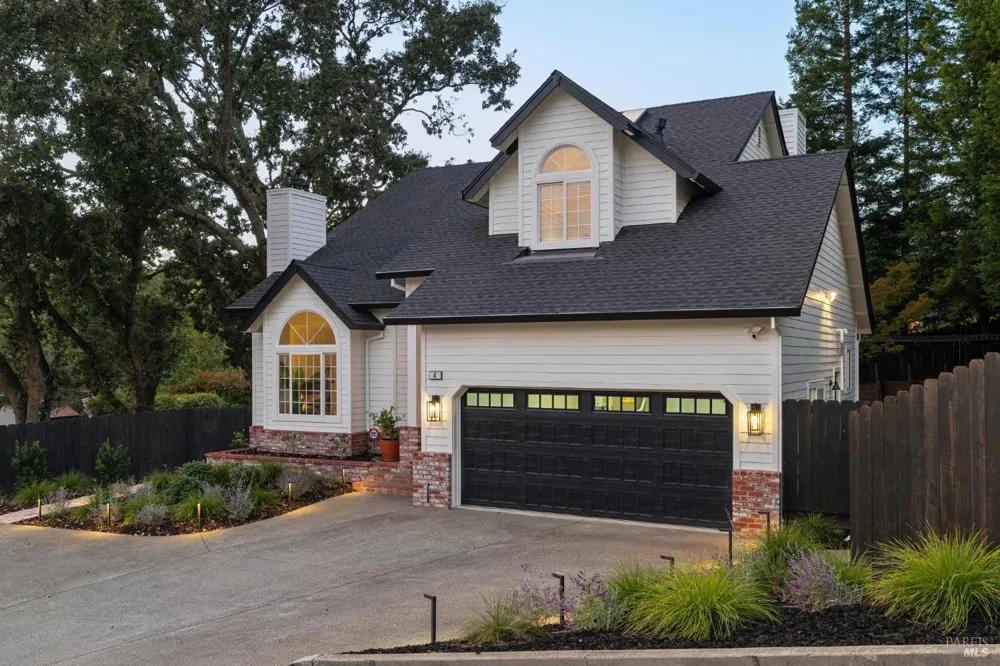 4 Rondee Lane Novato, CA 94945