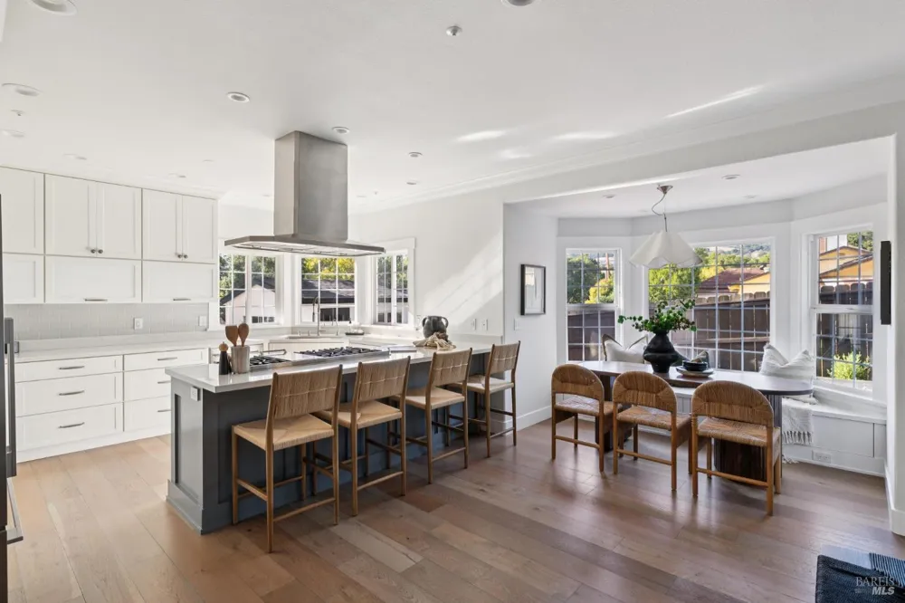 4 Rondee Lane Novato, CA 94945