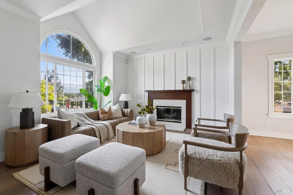 4 Rondee Lane Novato, CA 94945
