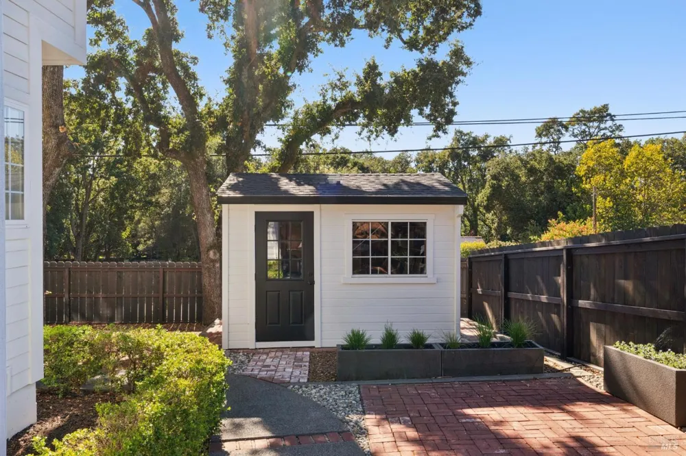 4 Rondee Lane Novato, CA 94945