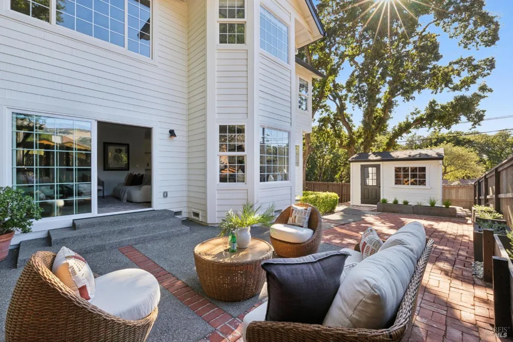 4 Rondee Lane Novato, CA 94945