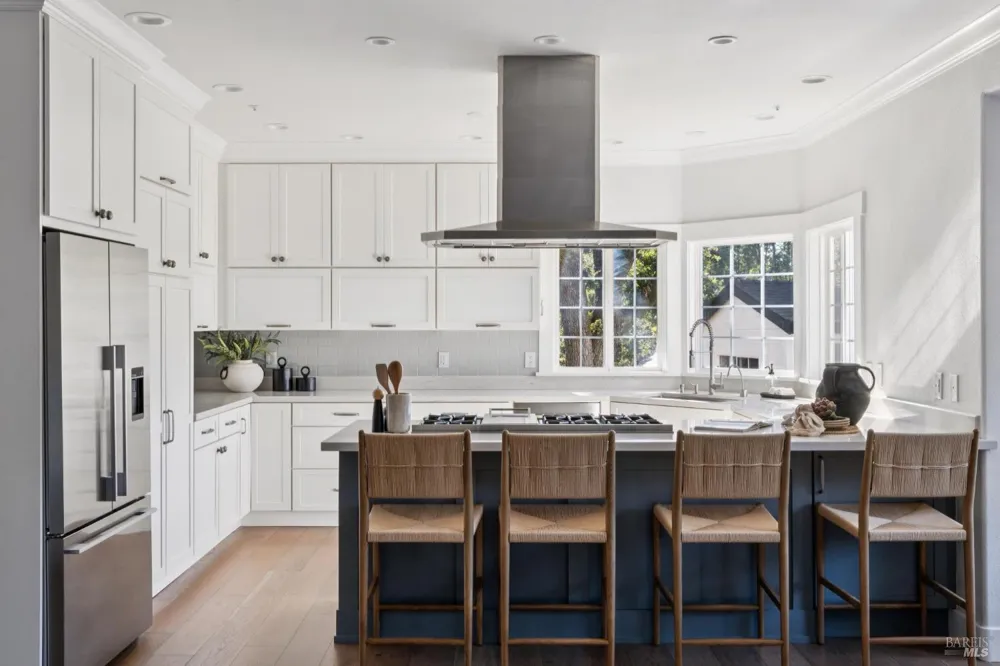 4 Rondee Lane Novato, CA 94945