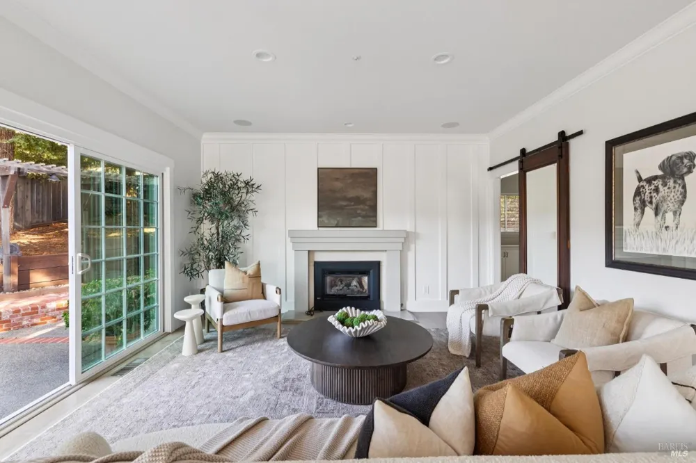 4 Rondee Lane Novato, CA 94945